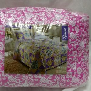 Colcha casal Bout Patchowork C/  Porta Travesseiro = HOUSE